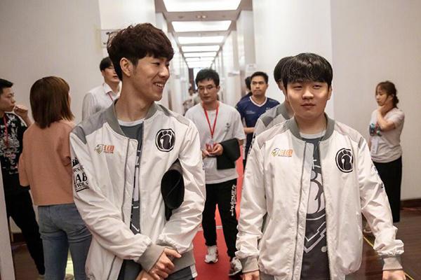 OG , Heroic , Apogee , 和 BetBoom Team 将争夺 PGL 布加勒斯特 2025 的名额