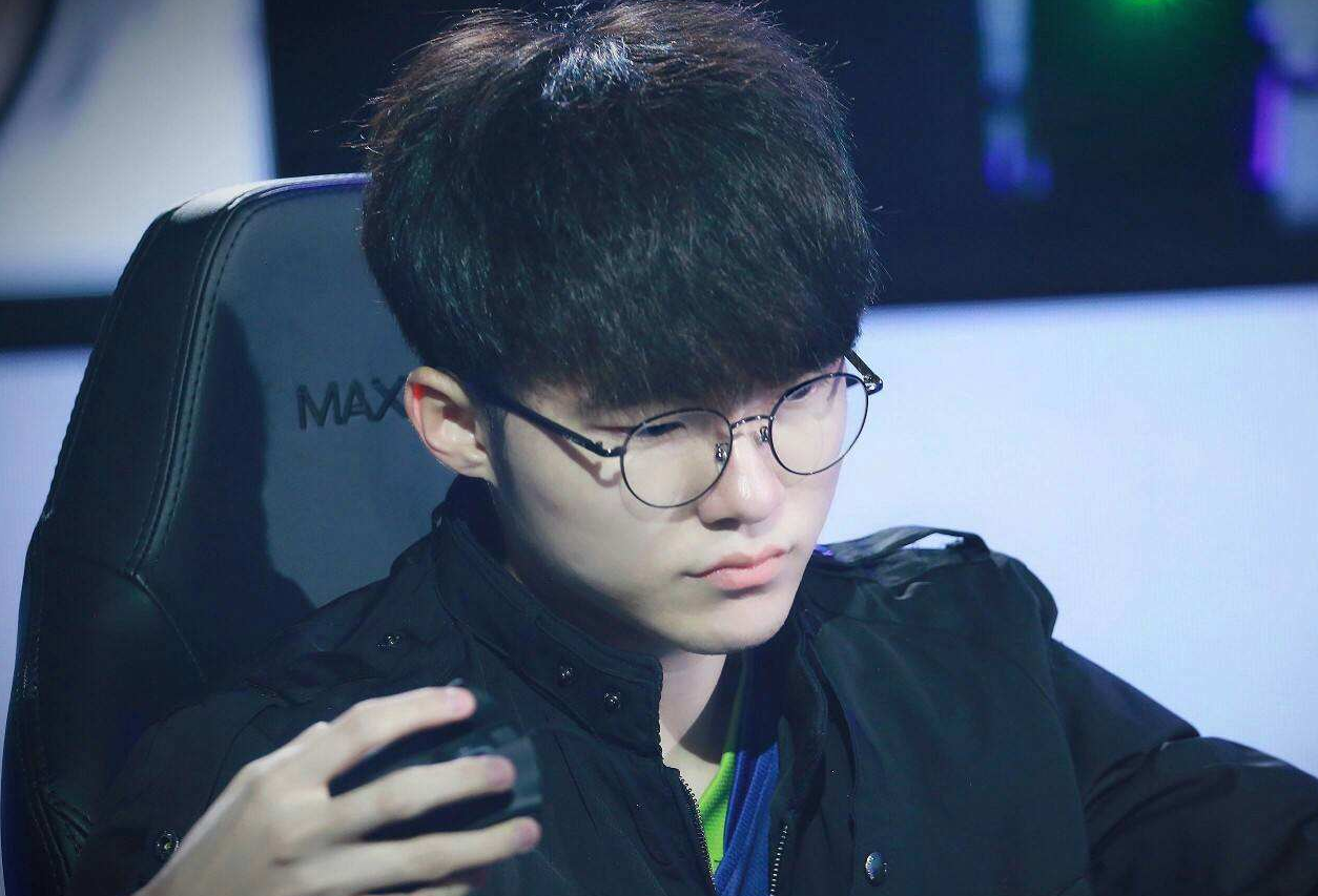 博彩行业向休闲娱乐扩展（博彩业跨界拓展休闲娱乐领域）