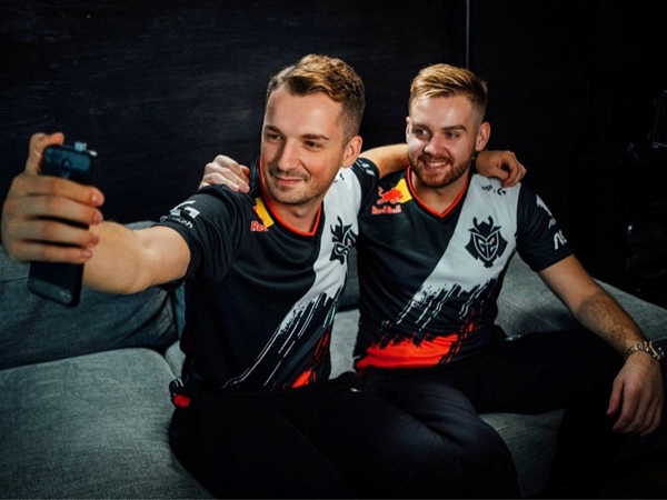 太猛了！Tarzan加入LPL四年 目前已三次打入世界赛！